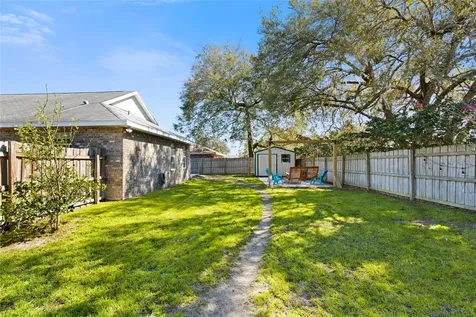 25183 SW 19th Avenue Newberry FL 32669