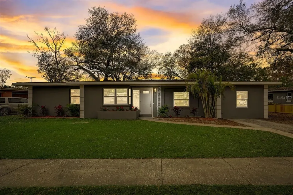 4525 Tarpon Drive Tampa FL 33617