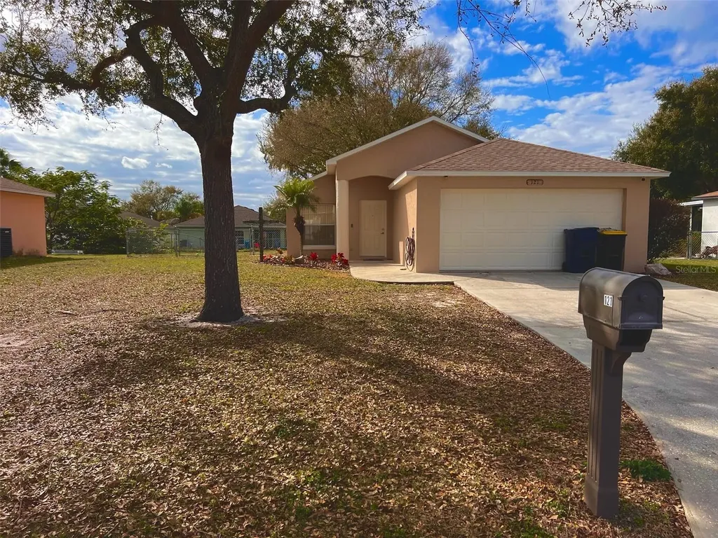 121 Cherokee Drive Auburndale FL 33823