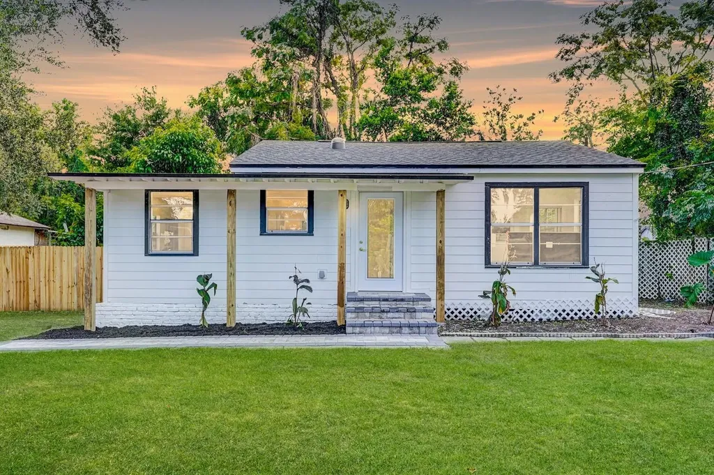 3514 E Jersey Avenue Orlando FL 32806