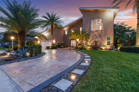 1060 NW 78th Avenue Plantation FL 33322