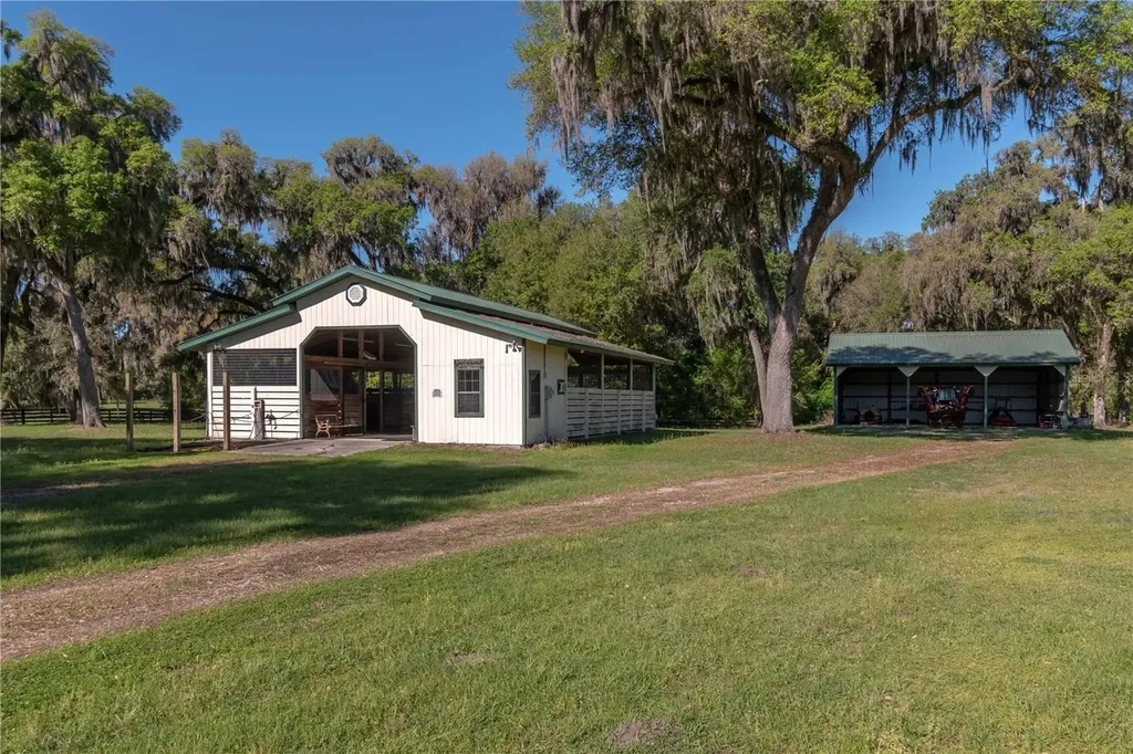 12275 W Highway 318 Reddick FL 32686
