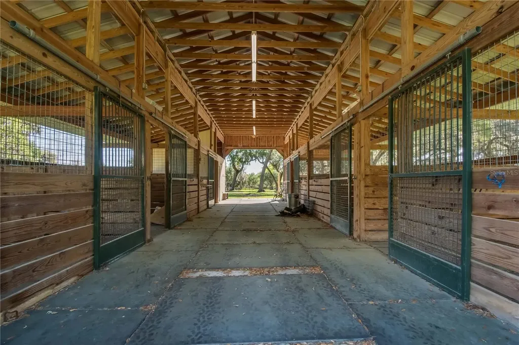 12275 W Highway 318 Reddick FL 32686