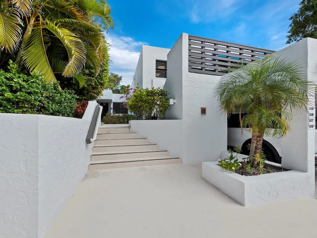 518 Bayport Way Longboat Key FL 34228