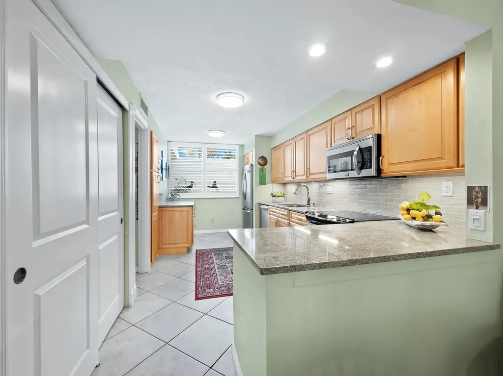 518 Bayport Way Longboat Key FL 34228