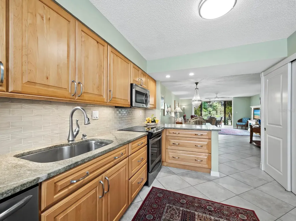 518 Bayport Way Longboat Key FL 34228