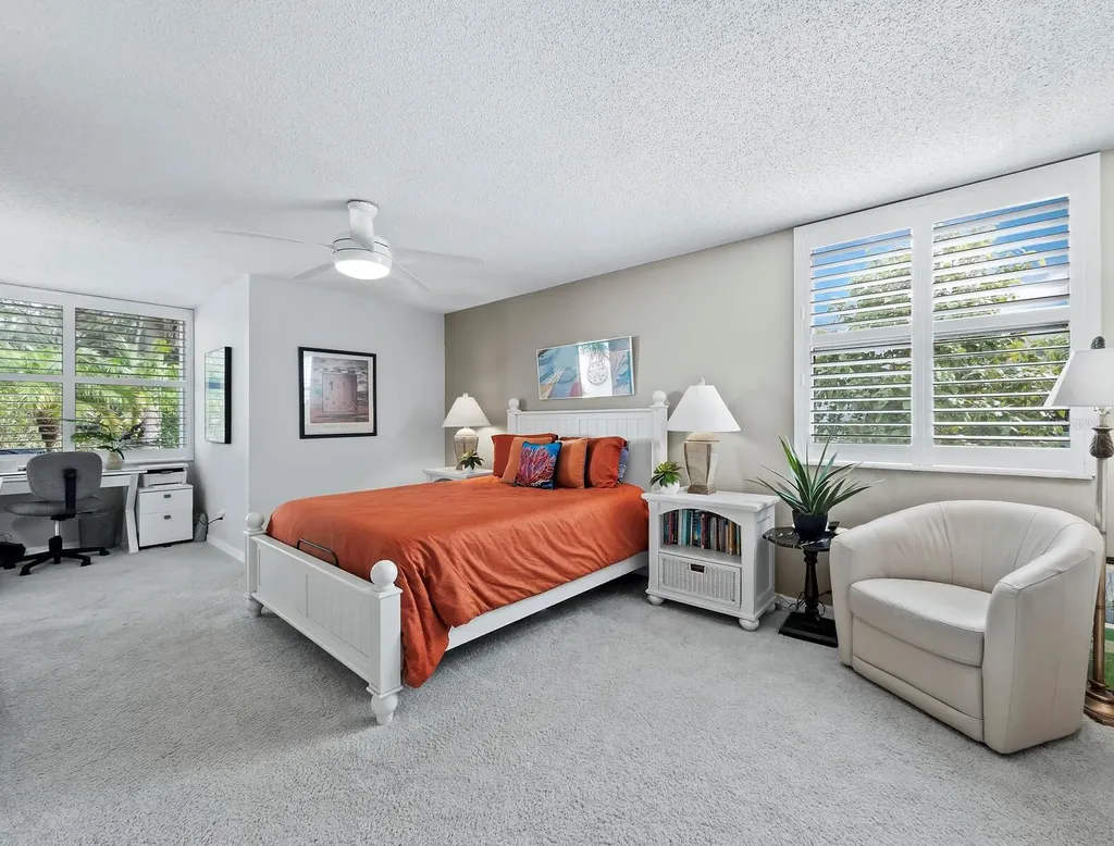 518 Bayport Way Longboat Key FL 34228