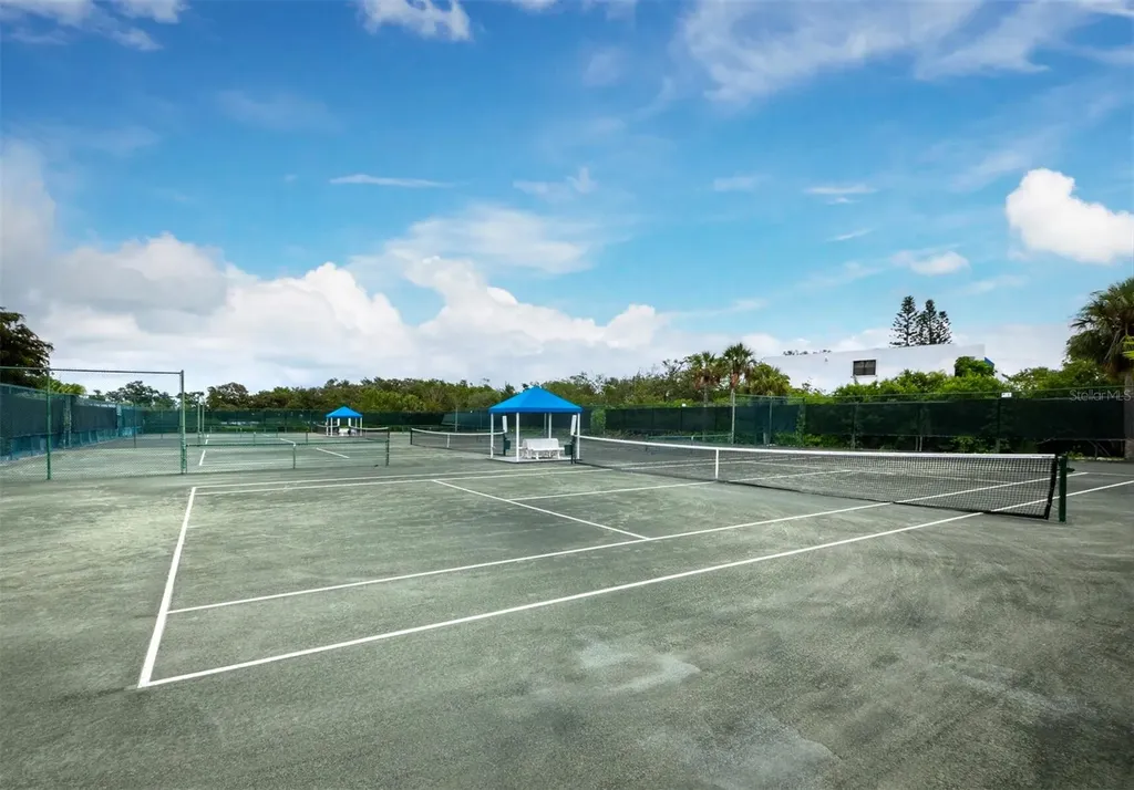 518 Bayport Way Longboat Key FL 34228