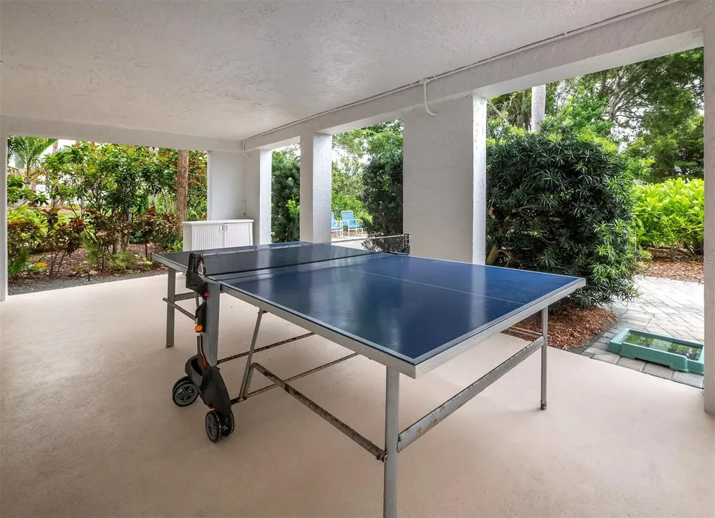 518 Bayport Way Longboat Key FL 34228