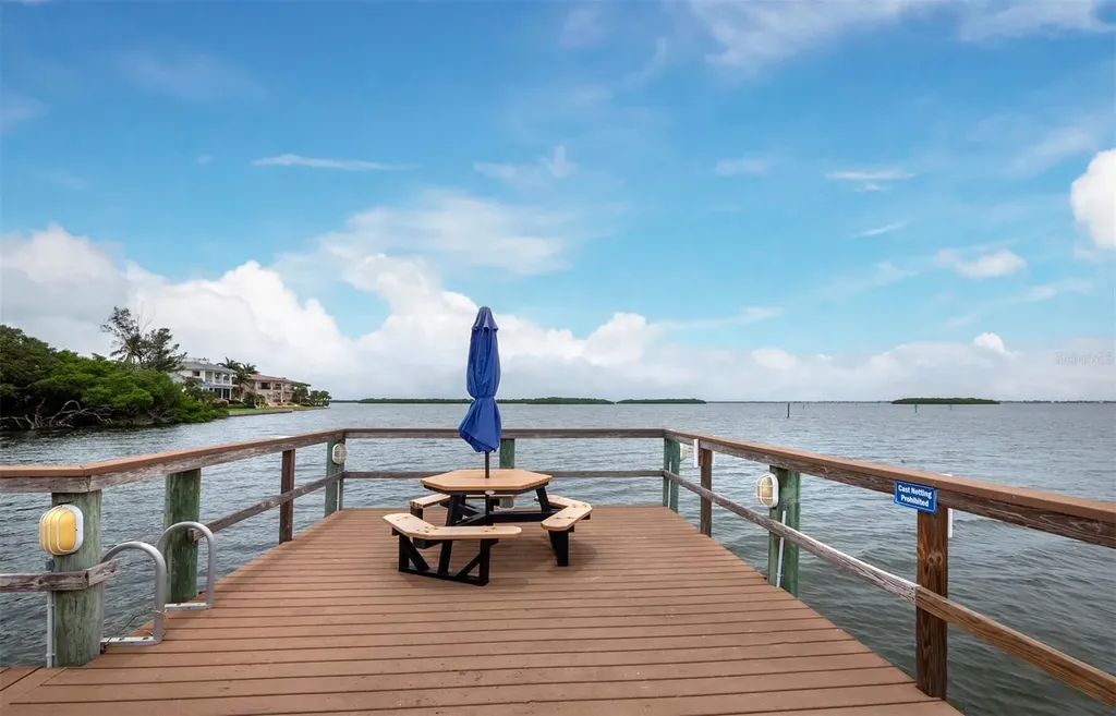 518 Bayport Way Longboat Key FL 34228