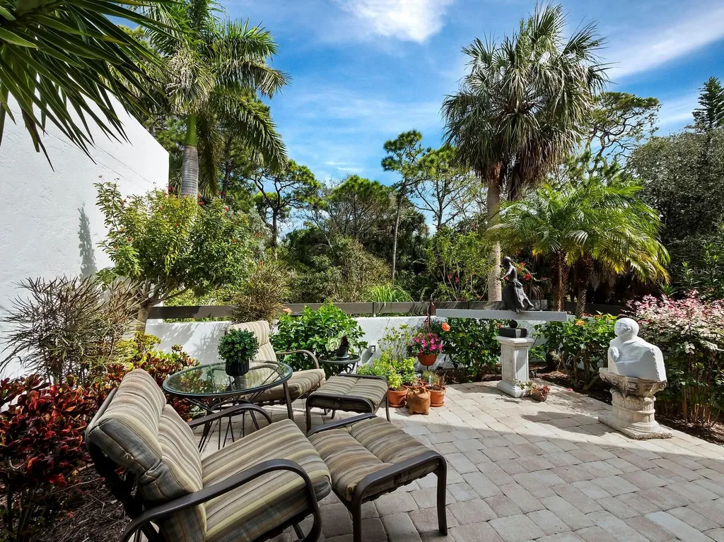 518 Bayport Way Longboat Key FL 34228