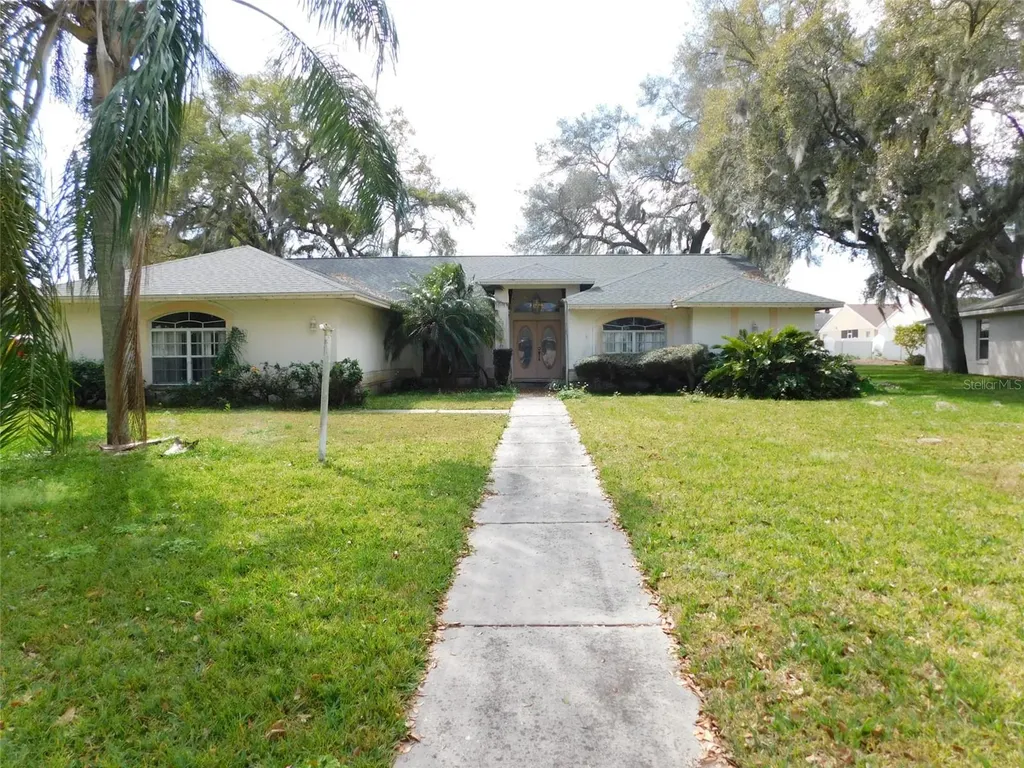 4201 Lake Marianna Drive Winter Haven FL 33881