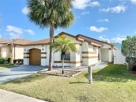 3231 Brewster Drive Kissimmee FL 34743