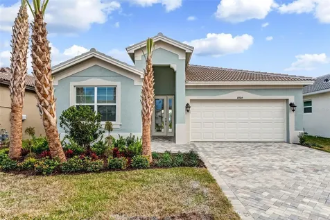 4909 Sienna Isles Avenue Wimauma FL 33598