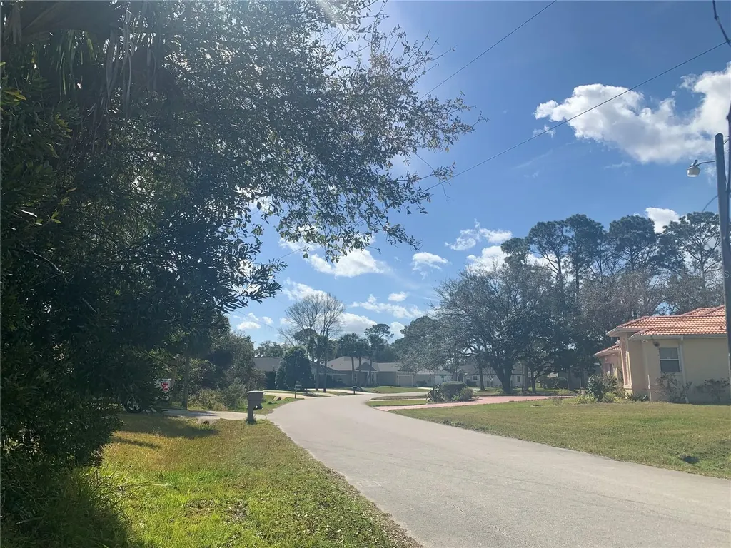 77 Frankford Lane Palm Coast FL 32137