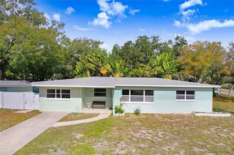 7401 19th Avenue N St Petersburg FL 33710