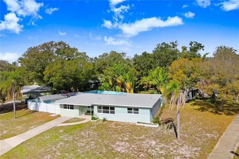 7401 19th Avenue N St Petersburg FL 33710