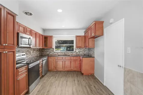 7401 19th Avenue N St Petersburg FL 33710