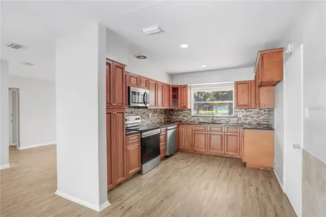 7401 19th Avenue N St Petersburg FL 33710