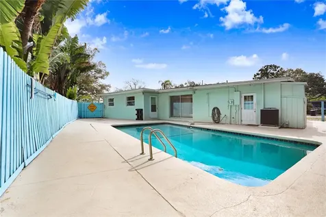 7401 19th Avenue N St Petersburg FL 33710