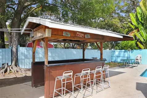 7401 19th Avenue N St Petersburg FL 33710