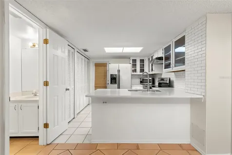 2146 Fletchers Point Circle Tampa FL 33613