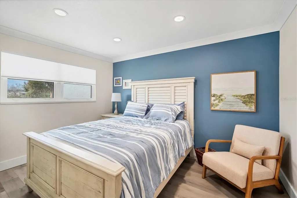 9393 Midnight Pass Road Sarasota FL 34242