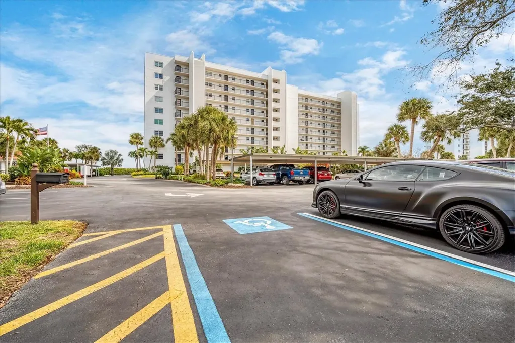 9393 Midnight Pass Road Sarasota FL 34242