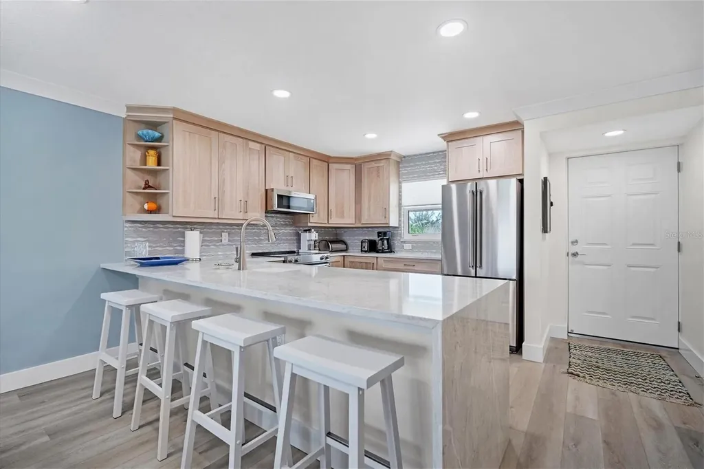 9393 Midnight Pass Road Sarasota FL 34242