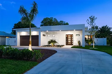2322 Siesta Drive Sarasota FL 34239