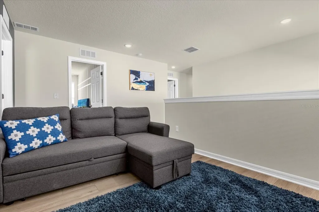 1909 Tropical Palms Circle Kissimmee FL 34747