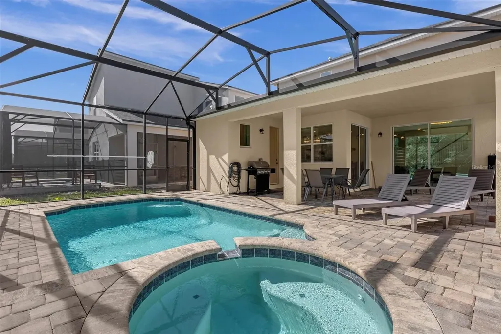1909 Tropical Palms Circle Kissimmee FL 34747