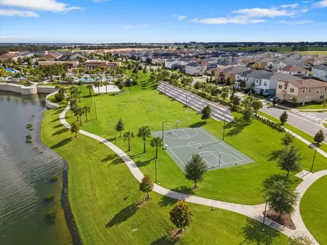 1909 Tropical Palms Circle Kissimmee FL 34747
