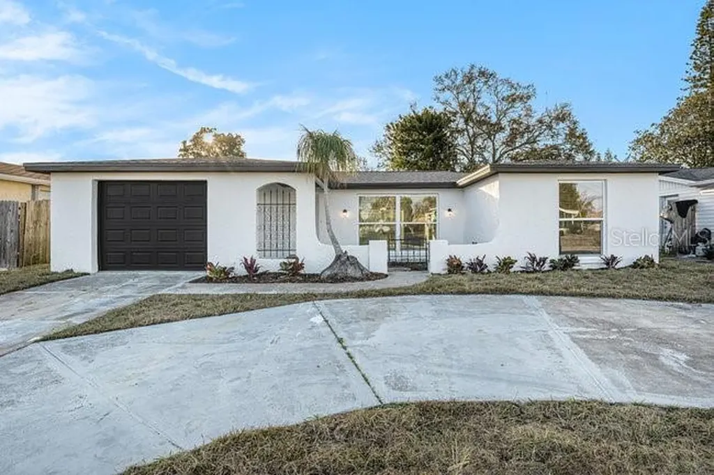 1249 Yale Drive Holiday FL 34691