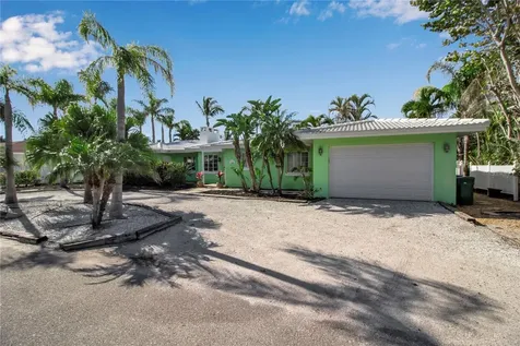 589 Bayview Drive Longboat Key FL 34228