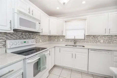 546 Grand Cayman Circle Lakeland FL 33803
