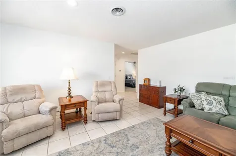546 Grand Cayman Circle Lakeland FL 33803