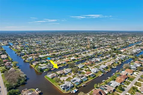 26 Cloverdale Court S Palm Coast FL 32137