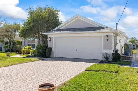 26 Cloverdale Court S Palm Coast FL 32137
