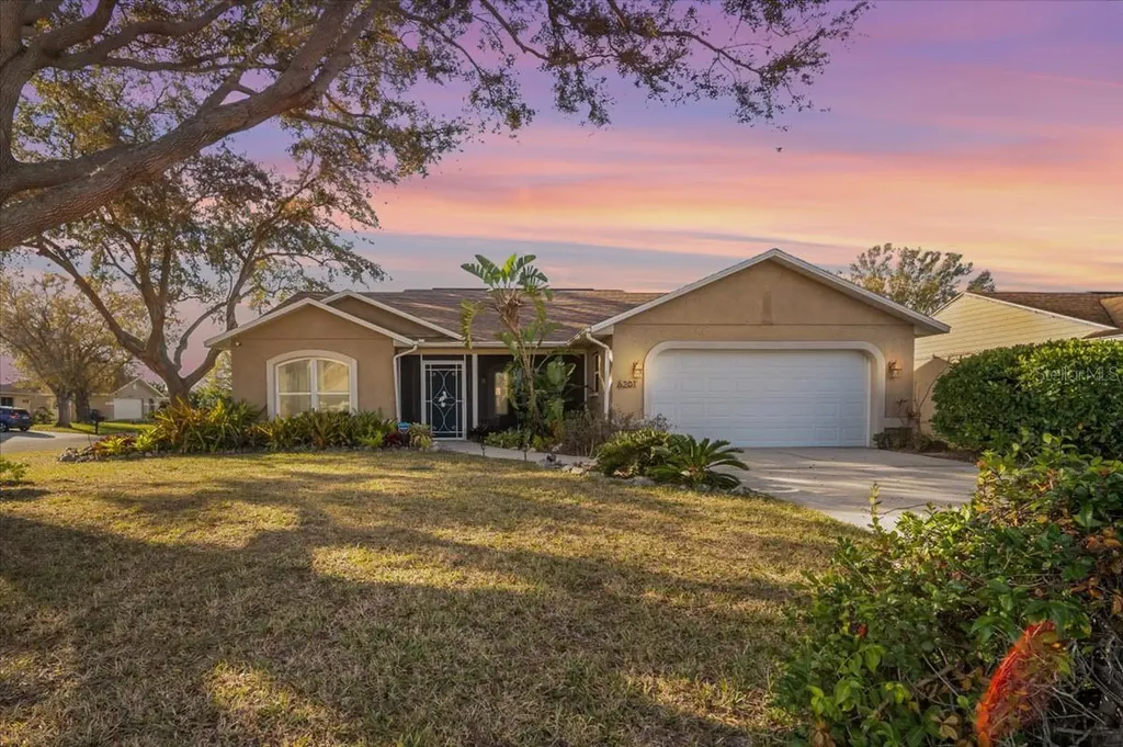 6201 65th Court E Palmetto FL 34221