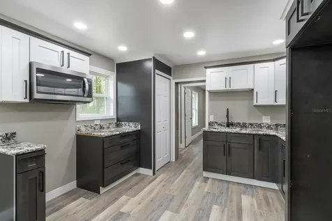 1604 NE 1st Avenue Gainesville FL 32641