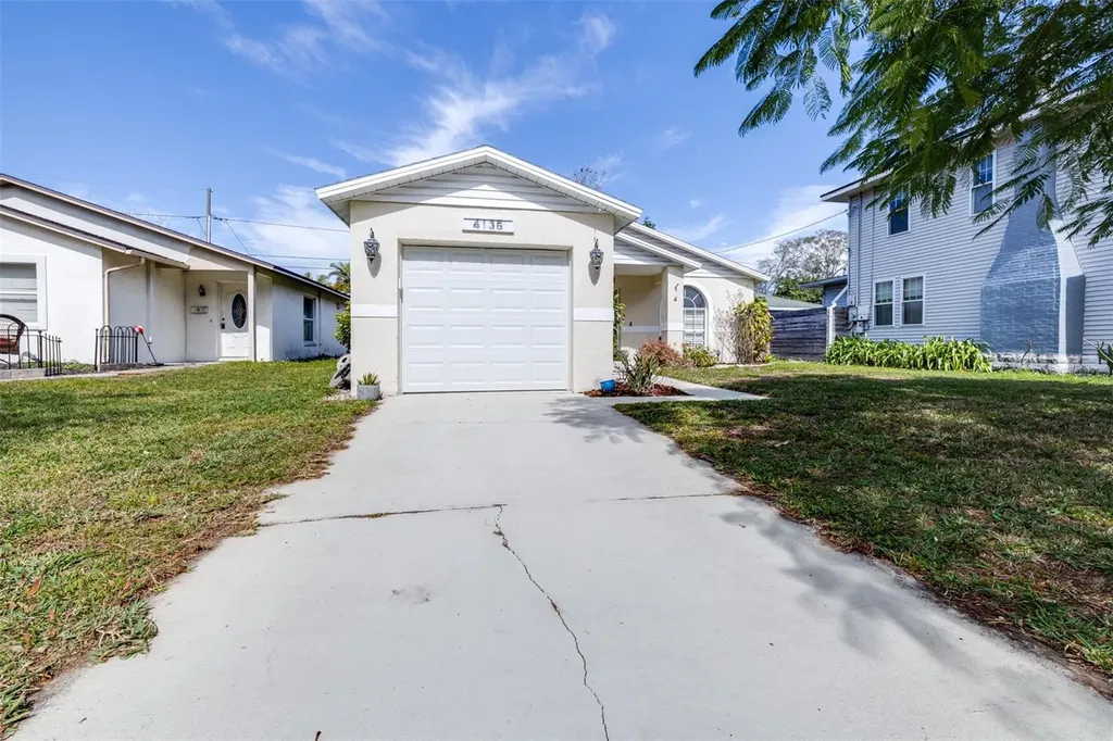4135 8th Avenue N St Petersburg FL 33713