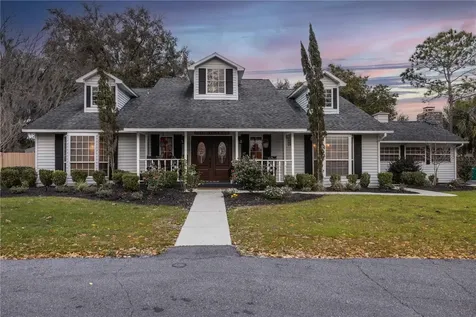 10285 County Road 117 Oxford FL 34484