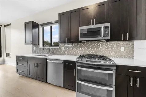 810 2nd Avenue N St Petersburg FL 33701