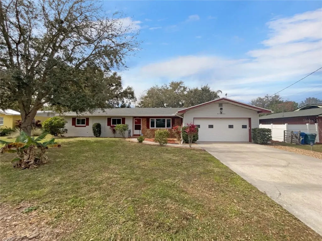 1067 Idylwild Drive NW Winter Haven FL 33881