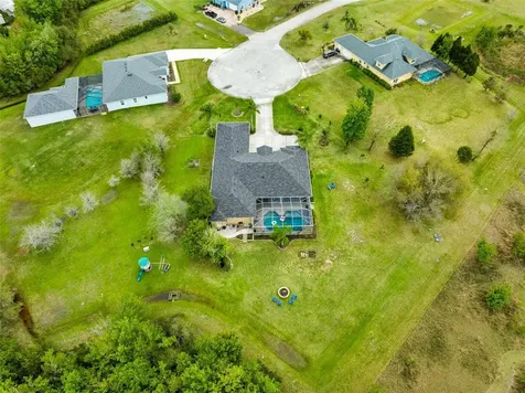 9468 Redhawk Bend Lane Lakeland FL 33810
