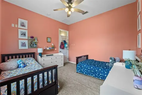 9468 Redhawk Bend Lane Lakeland FL 33810