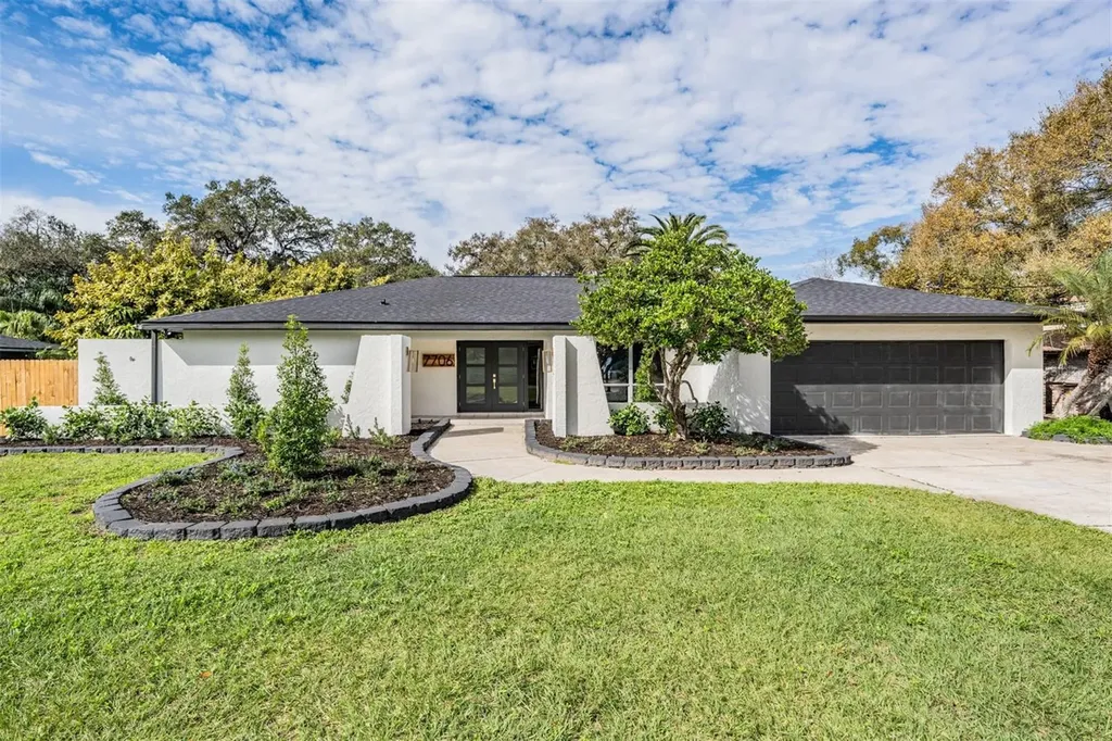 7706 N Ola Avenue Tampa FL 33604