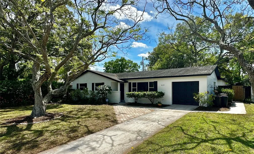 6123 E 111th Avenue Temple Terrace FL 33617