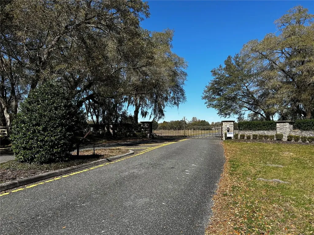 0000 NW 464b Morriston FL 32668